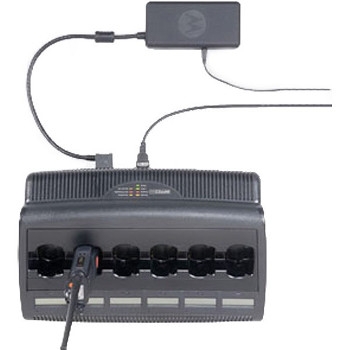 vue du MOTOROLA Interface de chargeur pour série DP2000 et DP4000